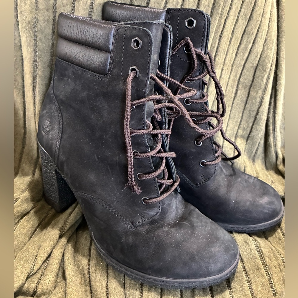 Suede Timberland women’s ankle boots